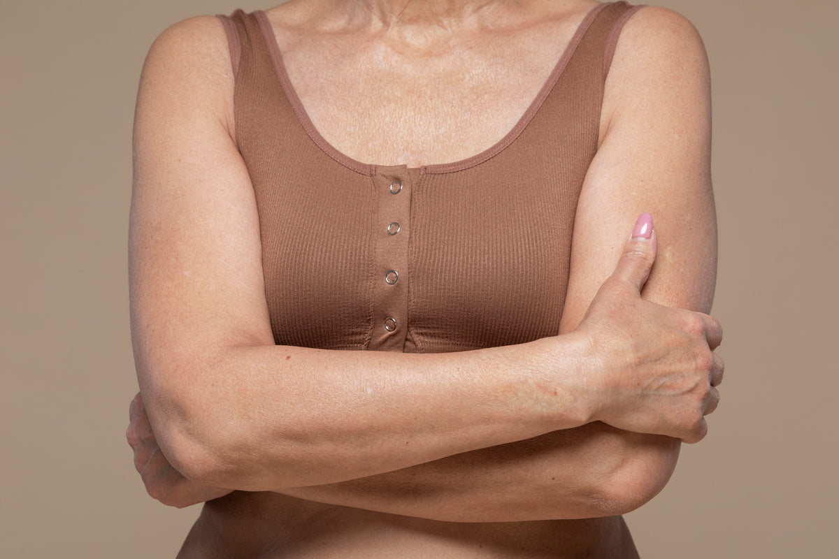 understanding-and-treating-the-uncomfortable-rash-between-breasts-a-c